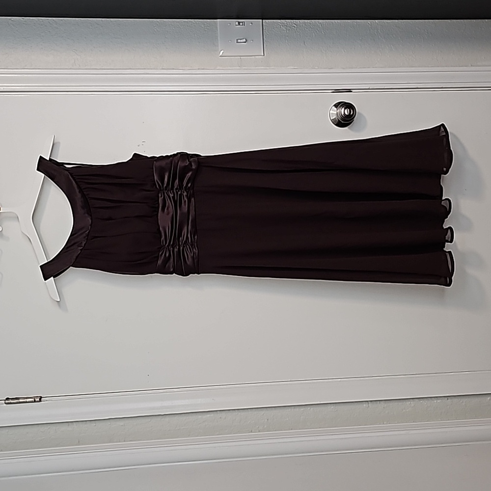 Brown dress